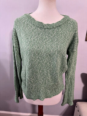 Hem & Thread Green Knit Sweater Size Small Like New